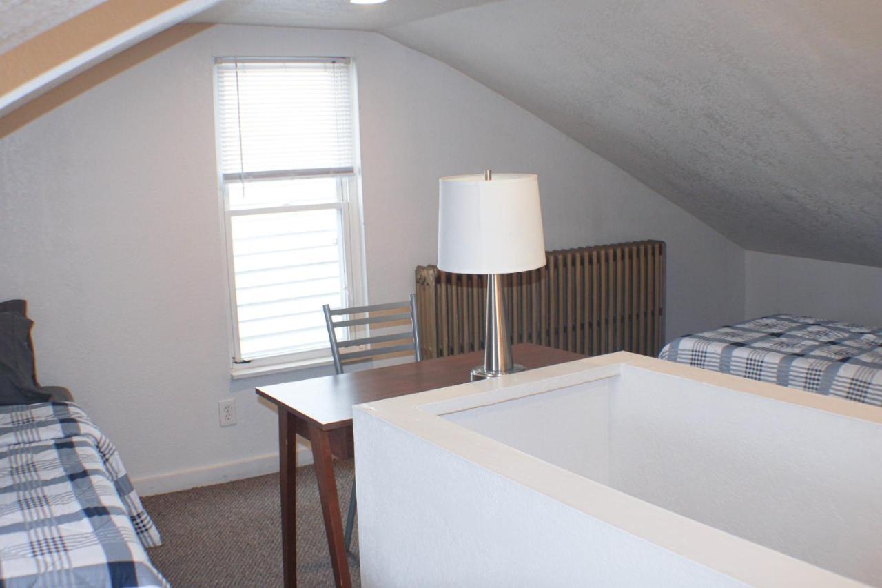 Urban Oasis - 3Br 2Ba - City View- Private Parking Pittsburgh Exterior photo