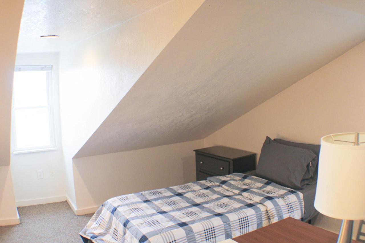 Urban Oasis - 3Br 2Ba - City View- Private Parking Pittsburgh Exterior photo